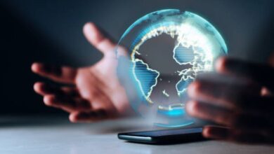 Tech Giants Envision Future Beyond Smartphones